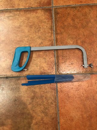 Sierra de arco con hojas de repuesto