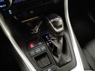 Toyota Rav4 Hybrid 4x2 Advance