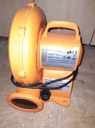 Castillo hinchable triangular Little Tikes