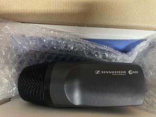 Micrófonos nuevos por cierre