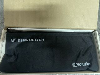 Micrófonos nuevos por cierre