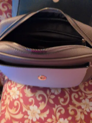 Bolso bandolera beige y negro