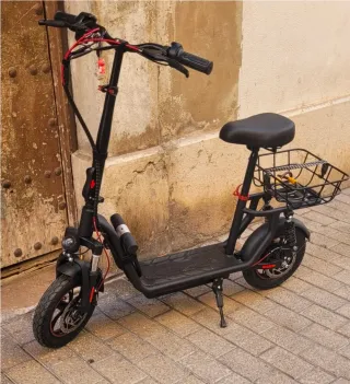 Patín Scooter Eléctrico Tipo Bicicleta Negro
