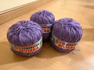 Lote 3 ovillos perlé lila
