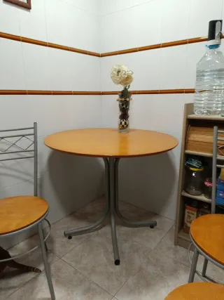 Mesa redonda madera y patas metal