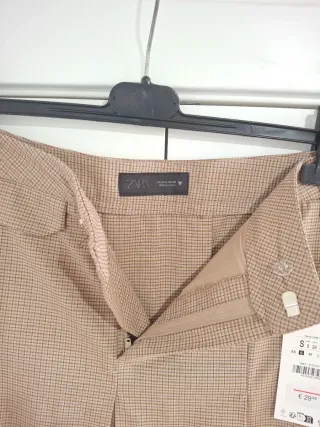 Falda Zara beige cuadros nueva