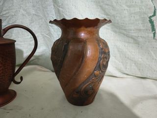 Floreros de cobre antiguos