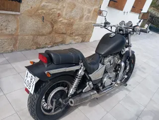 Honda Shadow VT800 Cruiser Negra