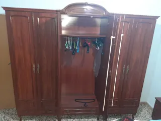 Armario de madera vintage 6 puertas