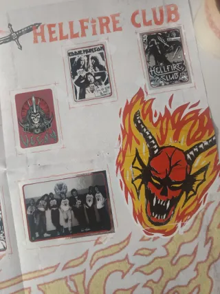 Álbum Cromos Panini Stranger Things Completo