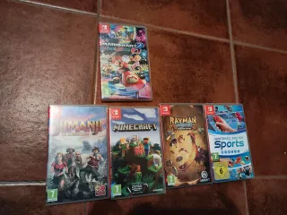 Nintendo Switch con 4 mandos