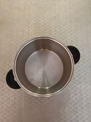 Olla alta Lacor. Diámetro 26cm, altura 15cm