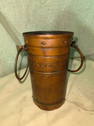 Cubos de cobre antiguos