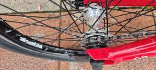 Bici BMX Race Freeagent Teamlimo Roja