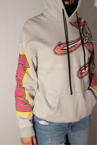 Sudadera con capucha y estampado