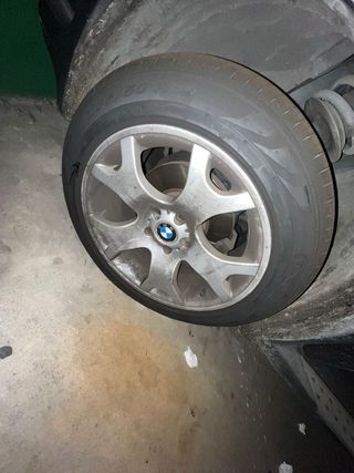 Llantas BMW con Neumáticos Originales