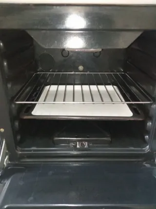 Fornello a gas con forno (butano)