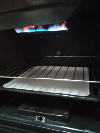 Fornello a gas con forno (butano)