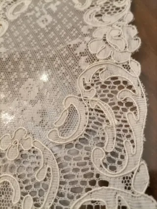 Tapete vintage de encaje beige