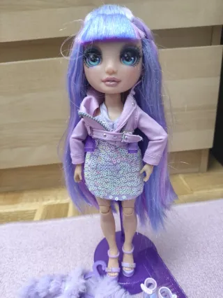 Rainbow High Violet Willow Muñeca