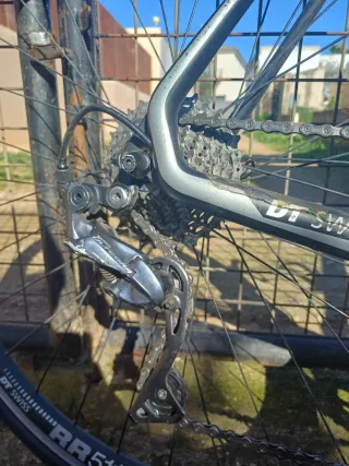 Bicicleta de carretera Centurion