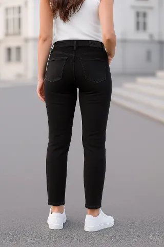 Vaquero Negro Diesel Livier W28