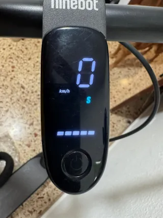 Patinete Segway-Ninebot F25E