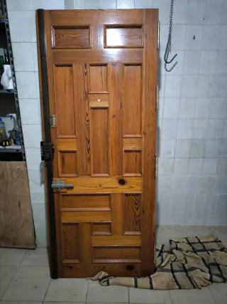 Puerta de entrada artesanal por ebanista,de canada