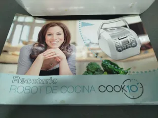 Robot de cocina Cook10 sin usar