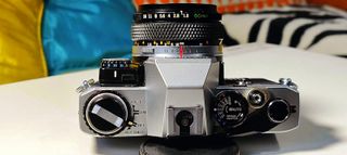 Olympus OM10 Cámara Analógica + Manual Adapter