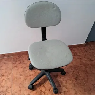 Silla de escritorio giratoria