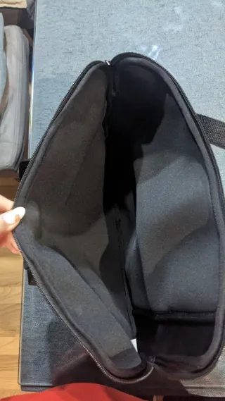 Funda portátil negra