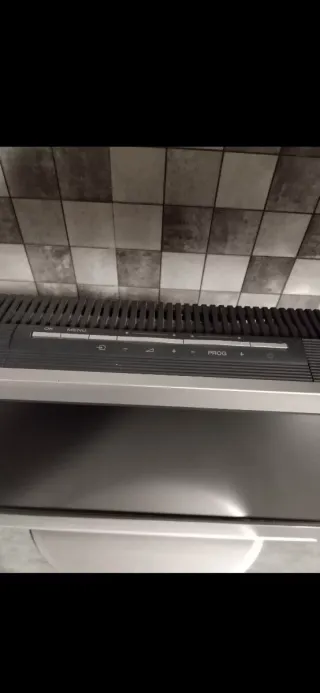 Monitor TV Sony Plata