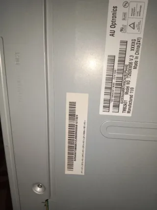 Placa base y pantalla TV