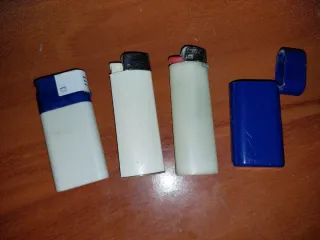 Accendini da calcio antichi