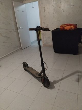 Patinete eléctrico (batería a cambiar)