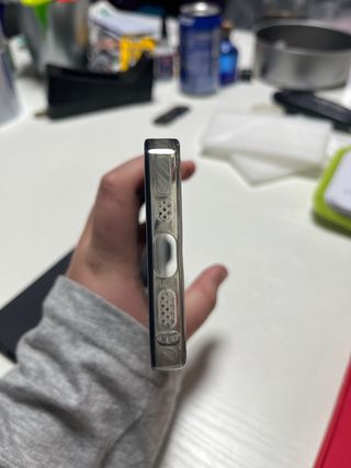 Fundas iPhone 13 (Negra, Estampada, Roja)