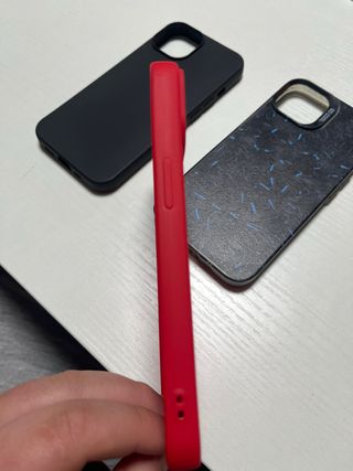 Fundas iPhone 13 (Negra, Estampada, Roja)