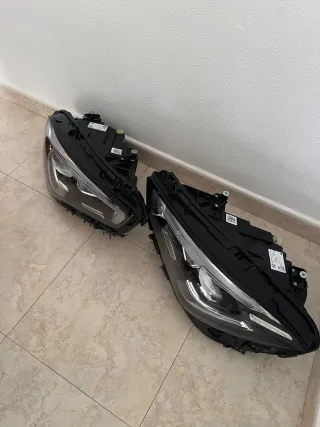 Juego de Faro de mercedes cla