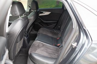 AUDI A4 2.0 TDI 150CV S tronic sport edition