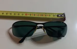 Ray-Ban negras RB3183