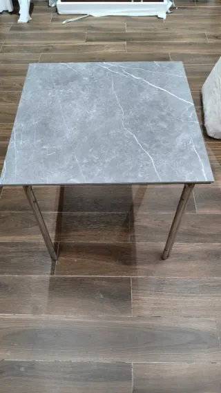 Mesa de jardín o exterior