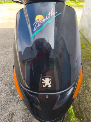 Peugeot Zenith 50 Scooter Negra con 700km