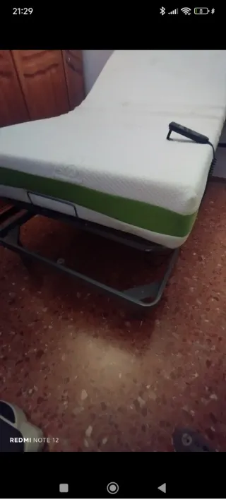 Cama articulada con somier metálico hidráulico
