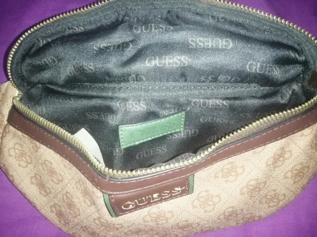 Riñonera Guess Milano *LEER*