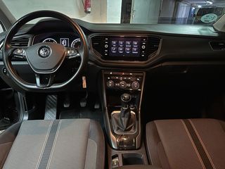 Volkswagen T-Roc 2019