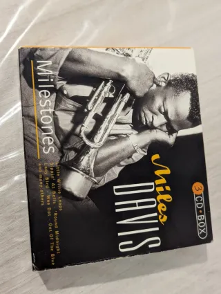 CD Box 3 Miles Davis Milestones