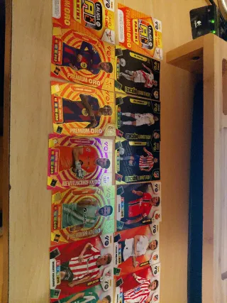 Cromos Panini LaLiga Premium Oro + 2 Card On-line