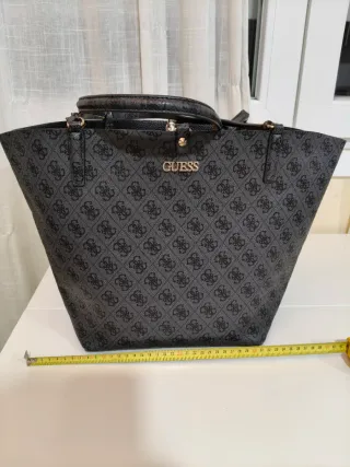 Bolso Shopper Guess Negro/Gris logo reversible