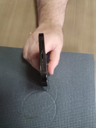 iPhone 12 Space Gray 250€